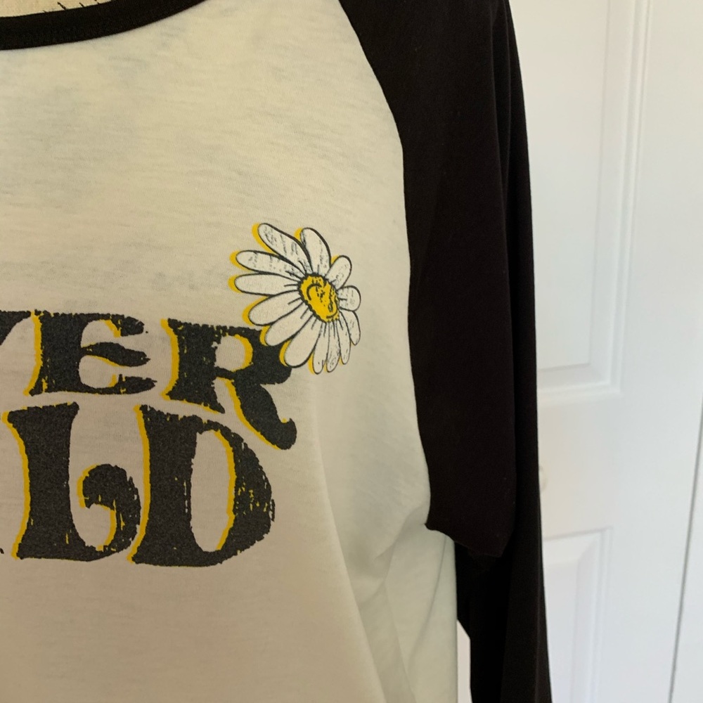 🌼 Lularoe Randy Long Sleeve T 🌼 - Picture 3 of 7